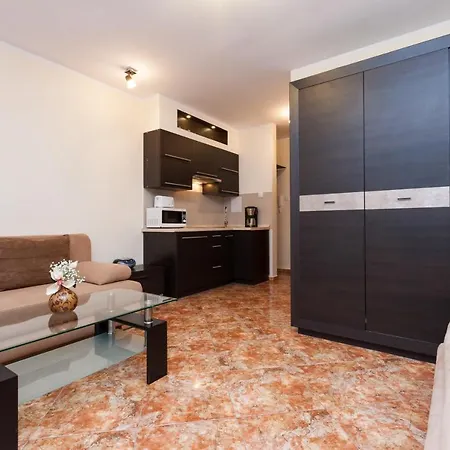 Apartament Center Iii By Renters *