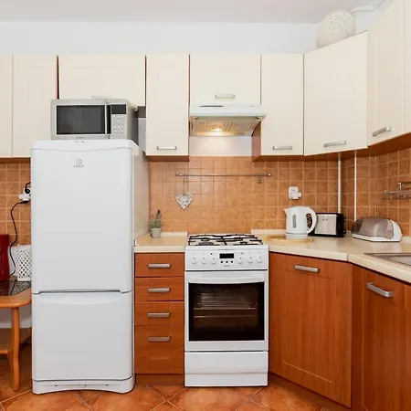 Center Iii By Renters *