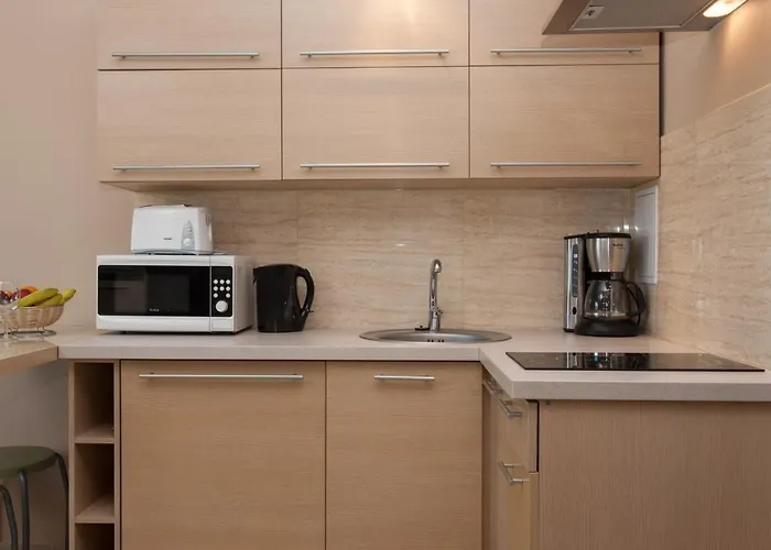 Center Iii By Renters