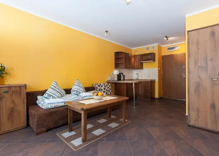 Center Iii By Renters Apartman